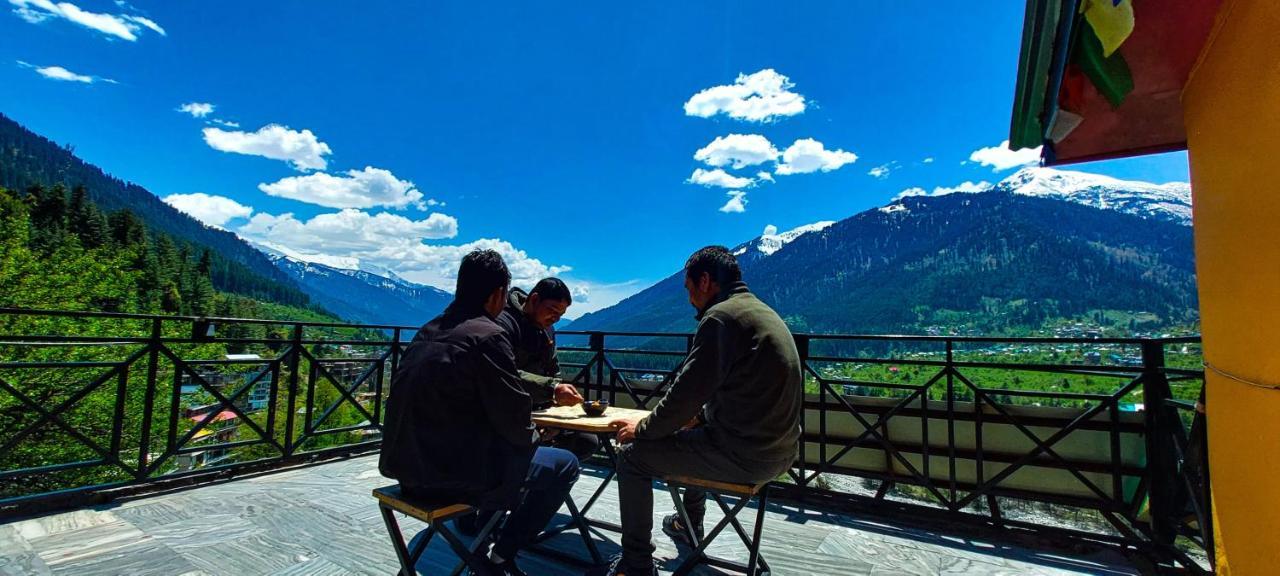 La Vaca India Manali Hostel Eksteriør bilde