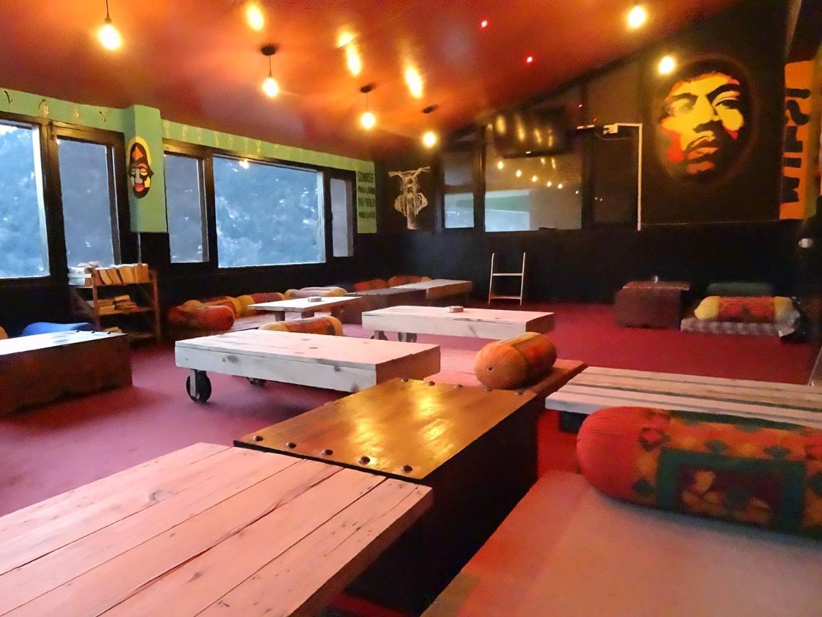 La Vaca India Manali Hostel Eksteriør bilde
